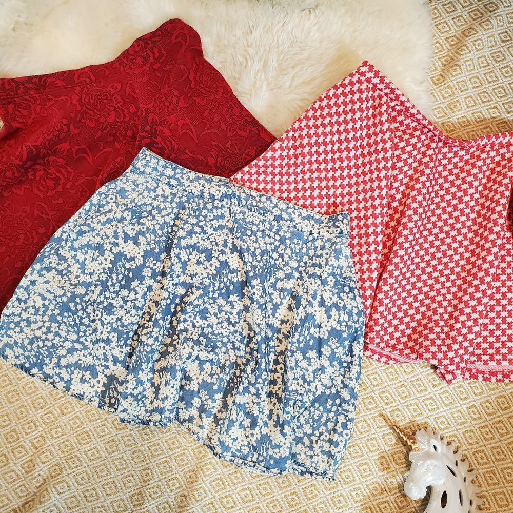 Women's Large Patterned Skater Skirts Bundle